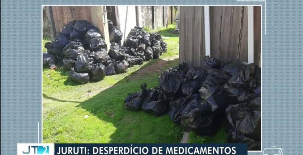 Centenas de medicamentos vencidos são encontrados em depósito