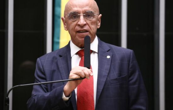 Tirzepatida vira disputa nacional: deputado defende quebra de patente enquanto farmácias de manipulação são pressionadas