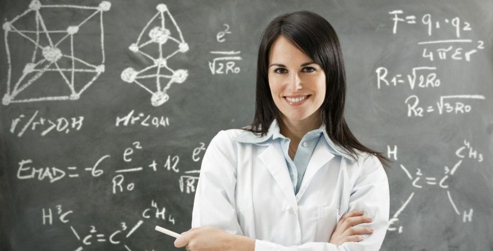 A CARREIRA DO EDUCADOR  FARMACÊUTICO