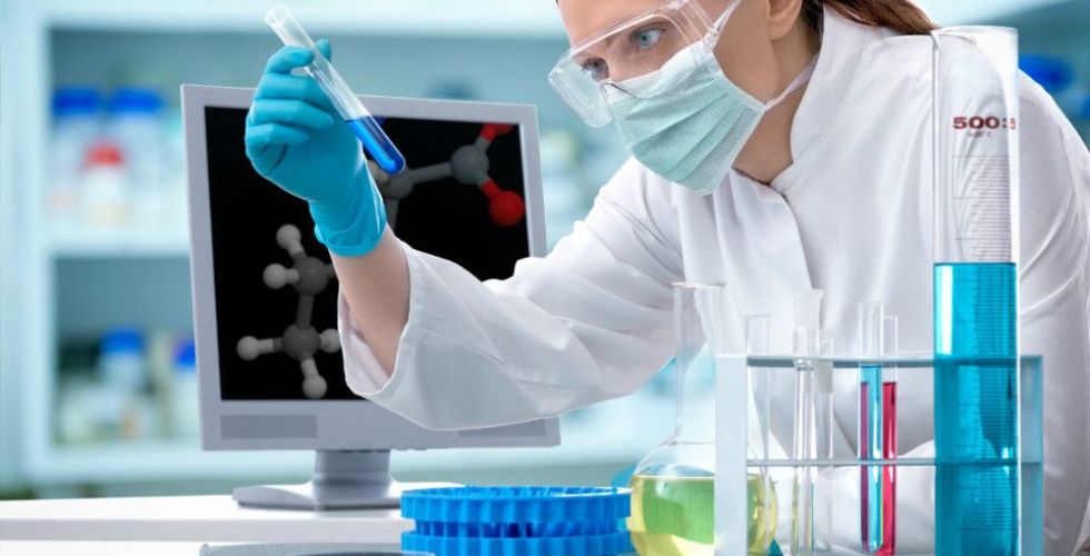 Indústria farmacêutica aposta em biotecnologia e inovação para avançar no mercado global