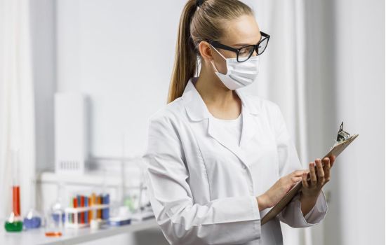 Como o farmacêutico pode sair do varejo e entrar na indústria