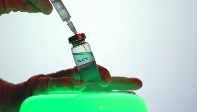 Covid-19: AstraZeneca deve entregar vacina este ano e revela preço do antígeno