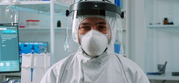 Covid-19: máscaras tradicionais são mais eficientes que face shields