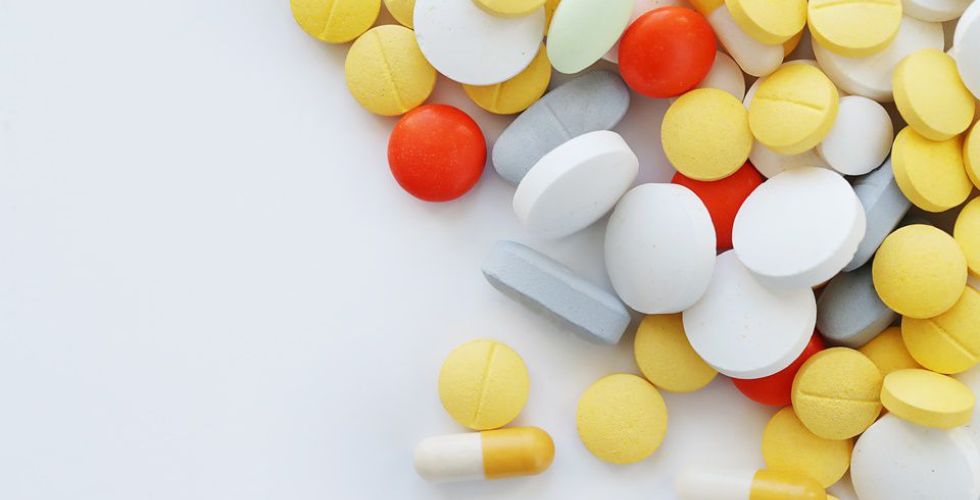 Antimicrobianos e medicamentos de controle especial só podem ser dispensados em UBS por farmacêuticos