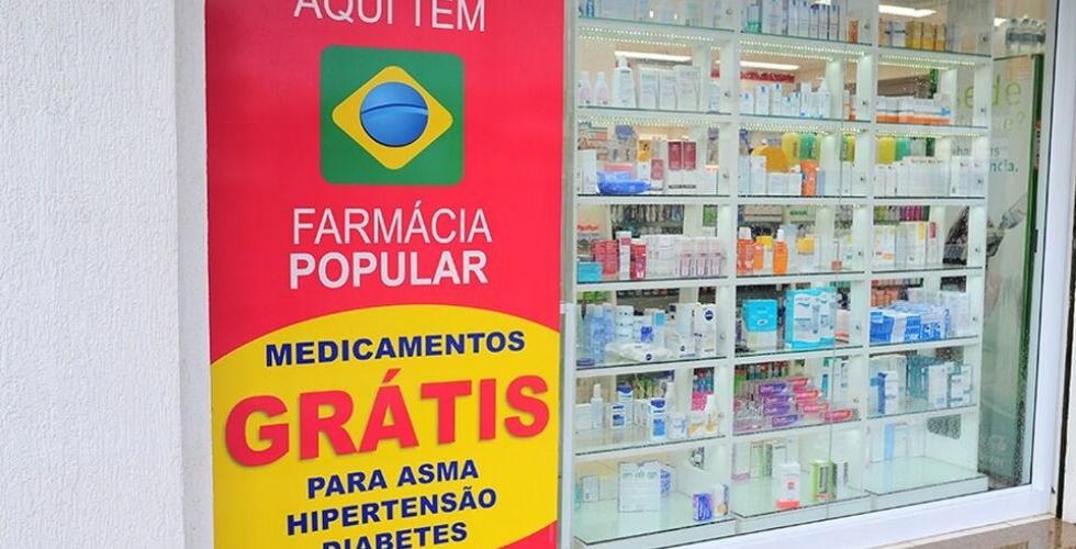 O Programa Farmácia Popular e o Farmacêutico