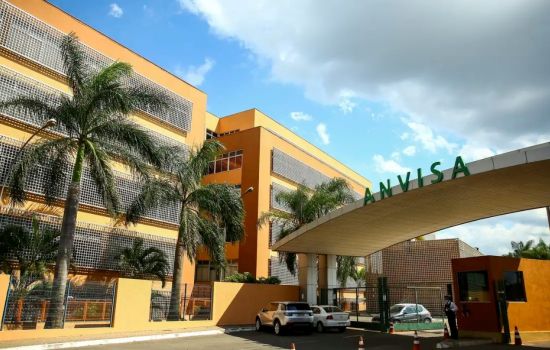 Anvisa adia votação sobre canetas emagrecedoras manipuladas e amplia debate sobre segurança sanitária