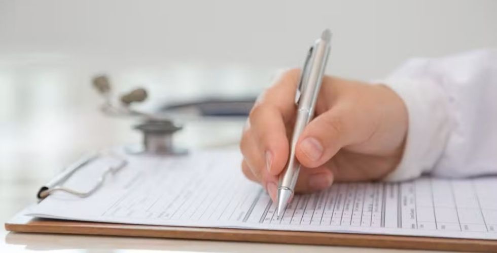 Médico erra prescrição e causa 0verd0se fatal em criança