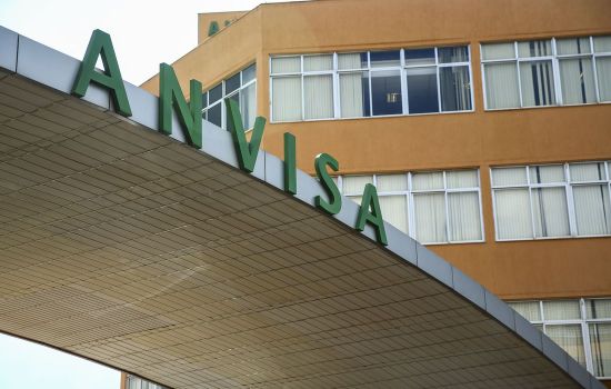 Anvisa abrirá nova consulta pública que poderá iniciar uma nova era dos ensaios clínicos no Brasil