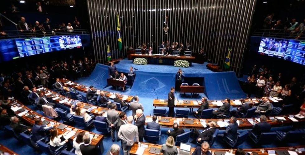 72% dos deputados são favoráveis a benefícios fiscais em medicamentos