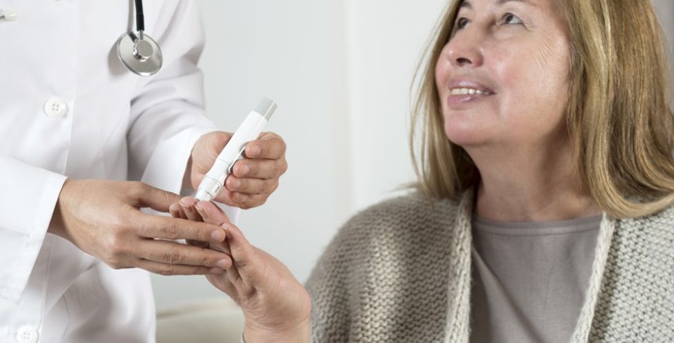 Atendimento clínico farmacêutico melhora qualidade de vida de idosos