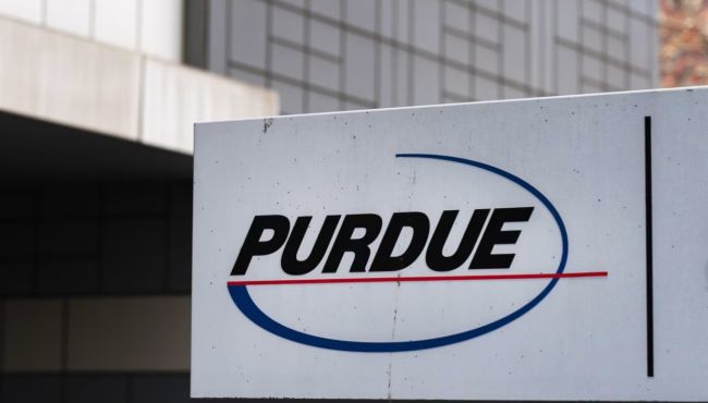 Purdue Pharma é condenada a bilhões por crise dos opioides ligada ao OxyContin