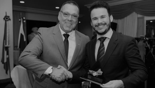 O ICTQ recebe prêmio por contribuição à classe farmacêutica