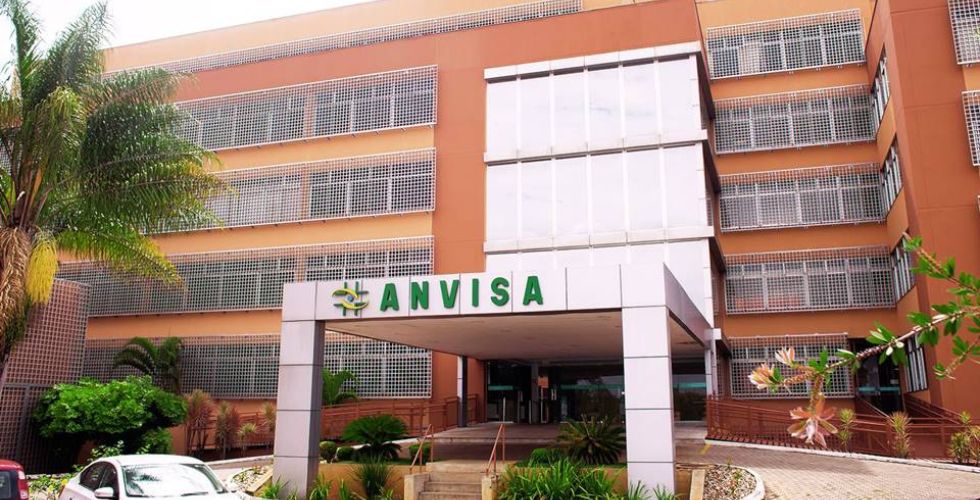 Anvisa atualiza regras sobre dispensação de antimicrobianos