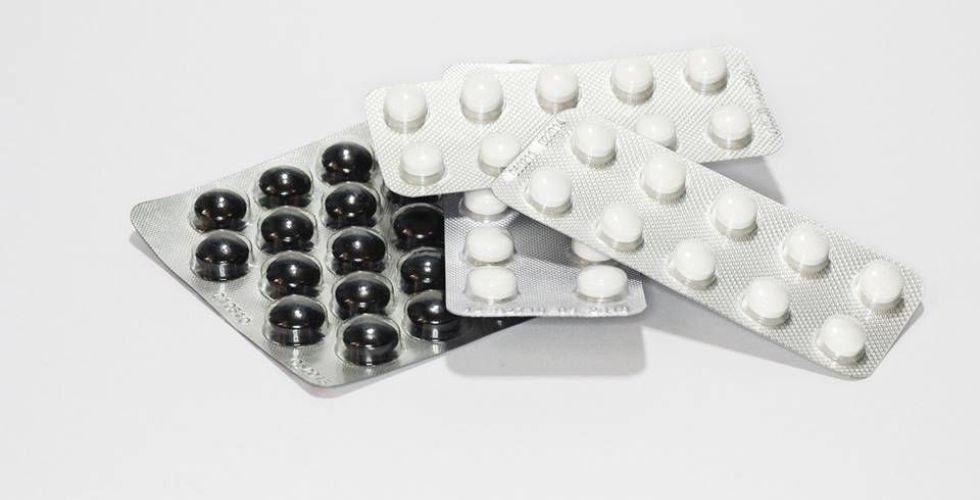 Pode faltar até bula para medicamento