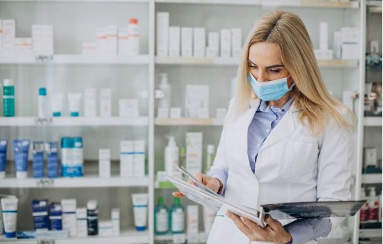 Farmacêutico que trabalha à noite tem 3 vezes mais chances de ter Covid-19
