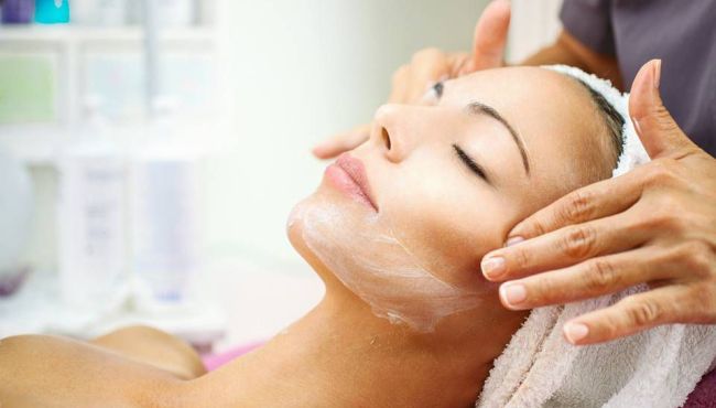 Atuação do farmacêutico como prescritor de dermocosméticos
