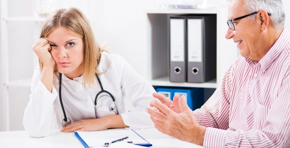 Prescrição ilegível: sintoma de uma medicina boçal